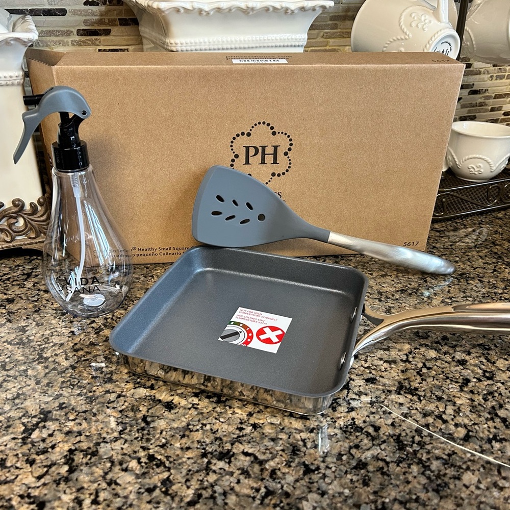 NEW PH Gray Non-Stick Square Pan with Spatula, oil sprayer Set